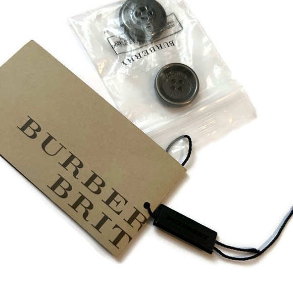 Burberry Trench Coat Replacement Buttons - Picture 4 of 5
